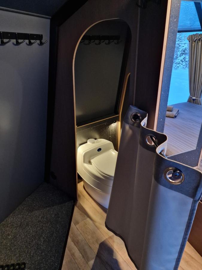Aurora River Camp Glass Igloos & Cabins 키루나 외부 사진